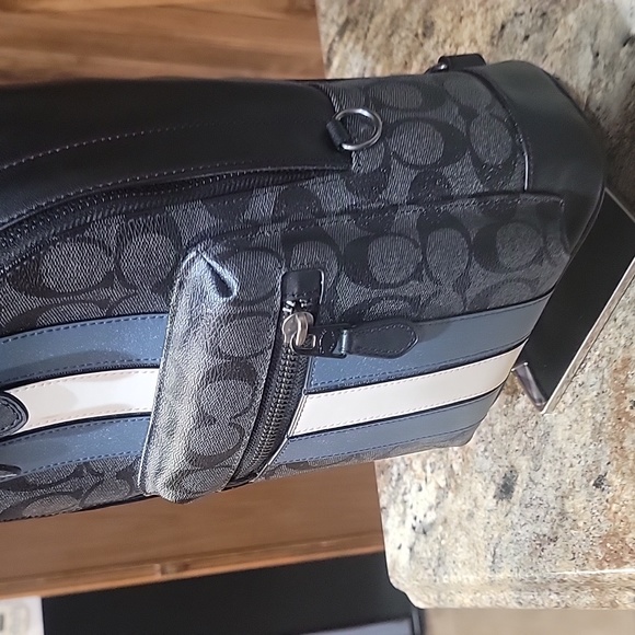 Coach EUC Men'  West Backpack In Signature Canvas With Varsity Stripe - Picture 5 of 11